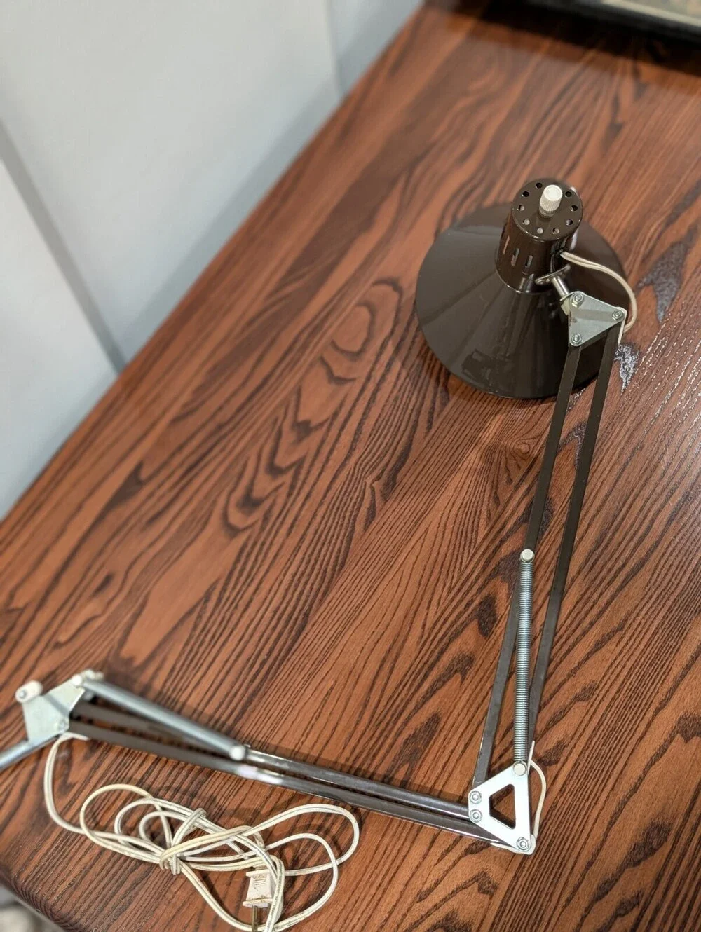 VTG 1970s Brown Architect Drafting Lamp Swing Arm Taiwan Model 5310 Mid Century
